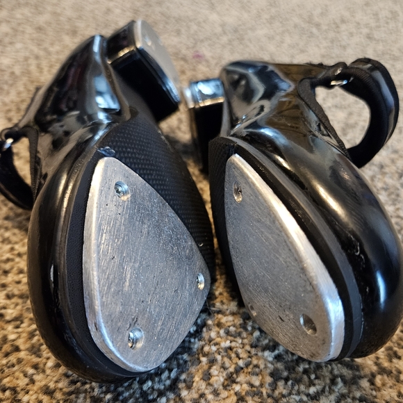 Girls Tap Shoes (Size 1) - Picture 6 of 7